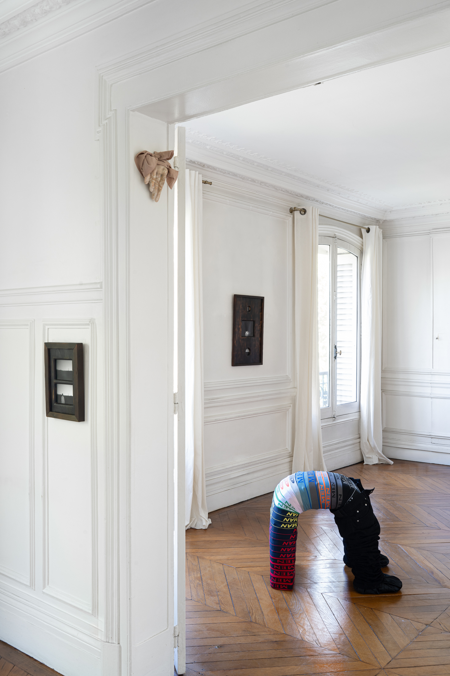 Agence de Voyage, La Dernière Mode