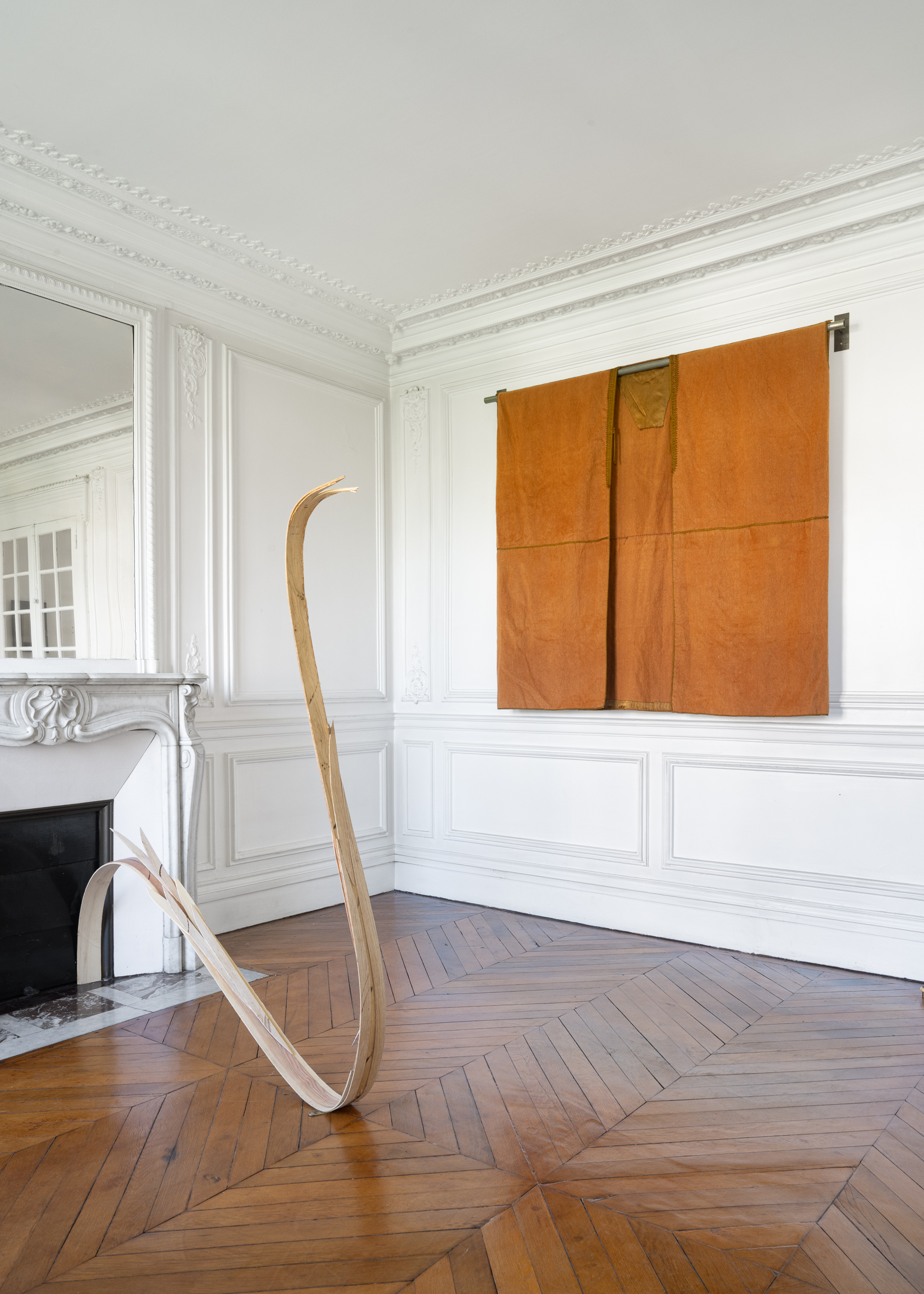 Agence de Voyage, La Dernière Mode